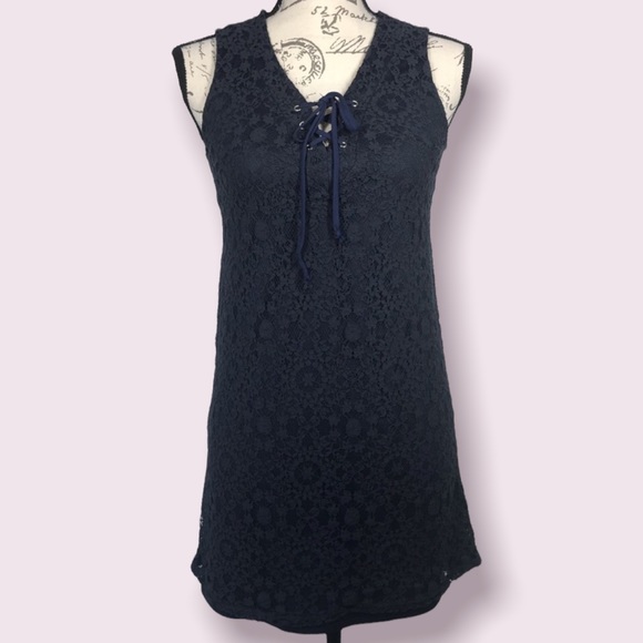 Monteau, Sleeveless Lace Mini Dress, Size XS - Picture 3 of 15